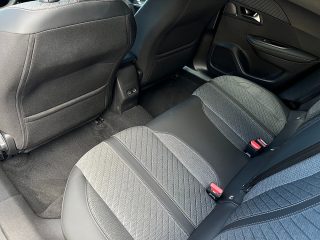 Peugeot 2008 Hybrid 145 e-DCS6 Allure!TOP ANGEBOT!