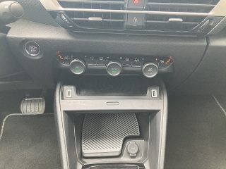 Citroën C4 PureTech 130 EAT8 Max!NAVI,KAMERA,LED,ACC,TOP!