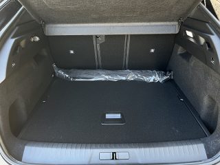 Peugeot 3008 Hybrid 145 e-DCS6 GT!MATRIXLED,PANO,FOCAL,NAVI,VOLL!