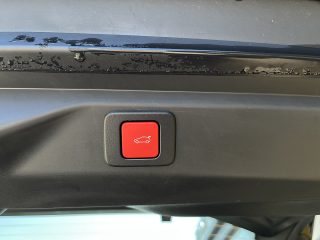 Peugeot 3008 Hybrid 145 e-DCS6 GT!MATRIXLED,PANO,FOCAL,NAVI,VOLL!