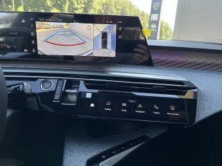 Peugeot 3008 Hybrid 145 e-DCS6 GT!MATRIXLED,PANO,FOCAL,NAVI,VOLL!