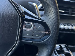 Peugeot 5008 BlueHDI 130 EAT8 GT!VOLL!7-SITZER!
