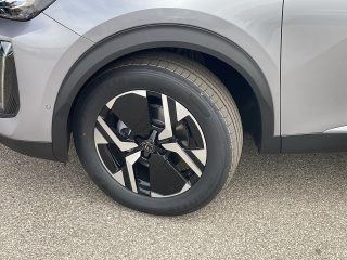 Peugeot 2008 Benzin 100 S&S Allure 6-Gang-Manuell